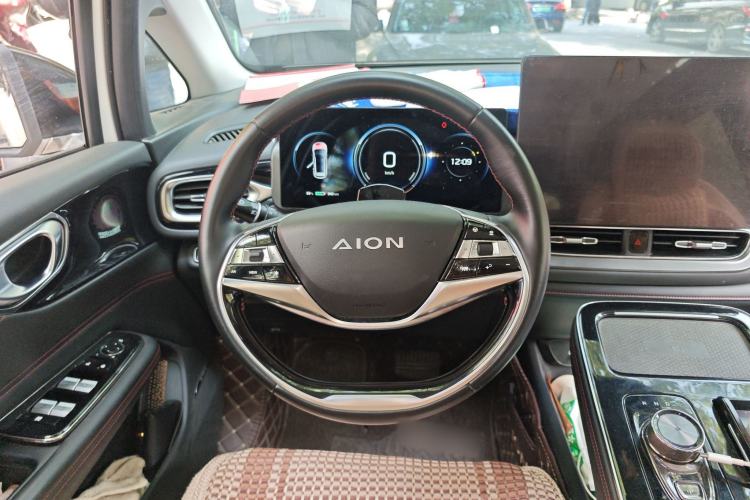 Used AION V 2021 Plus 70 Smart Technology Edition Lithium Iron Phosphate
