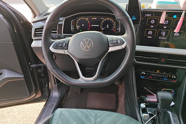 Used Volkswagen Tiguan L 2023 300TSI Automatic Two-Wheel Drive Smart Edition
