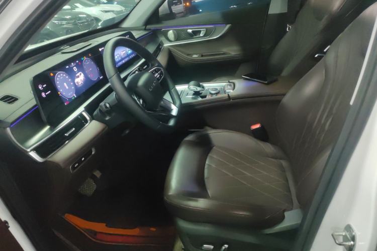 Used Chery Tiggo 8 PLUS 2024 Champion Edition 290TGDI DCT Deluxe Version 7-Seater