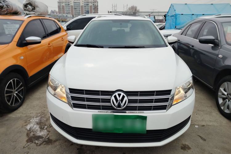 Used Volkswagen Gran Lavida 2013 1.6L Automatic Fashion Model
