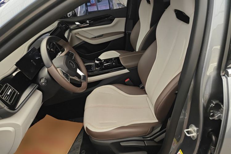 Used BYD Qin PLUS 2024 HONOR Edition DM-i 55KM Leading Model
