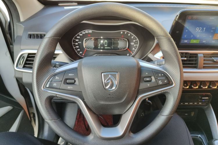 Used Baojun 510 2017 1.5L Manual Fashion Edition
