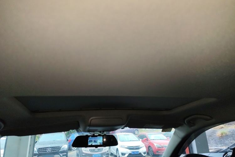 Used Volkswagen Sagitar 2017 230TSI Automatic Comfort Version
