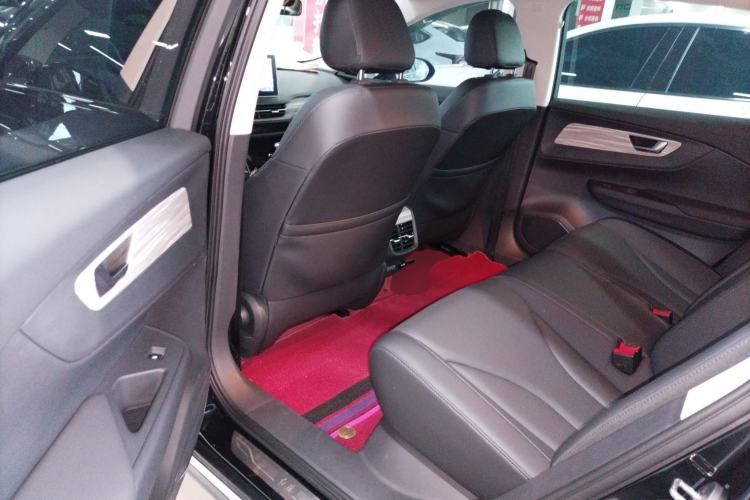 Used Hongqi E-QM5 2023 620km PLUS
