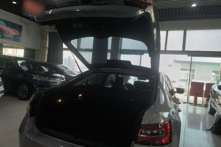 Used Skoda Superb 2016 TSI330 DSG Smart Drive Edition
