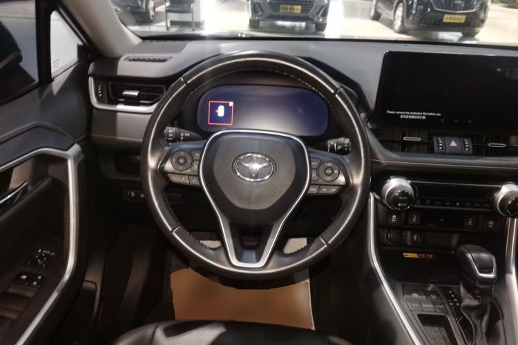 Used Toyota RAV4 2023 2.0L CVT Two-Wheel Drive Fashion Plus Edition
