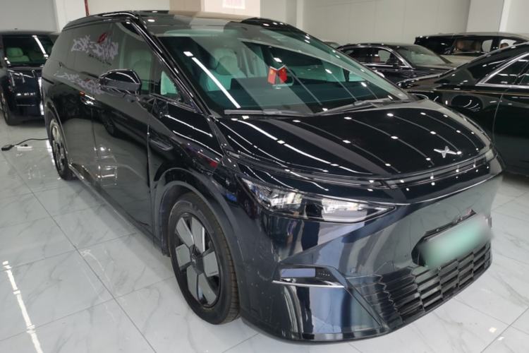 Used XPeng X9 2024 702 Ultra-Long Range Max
