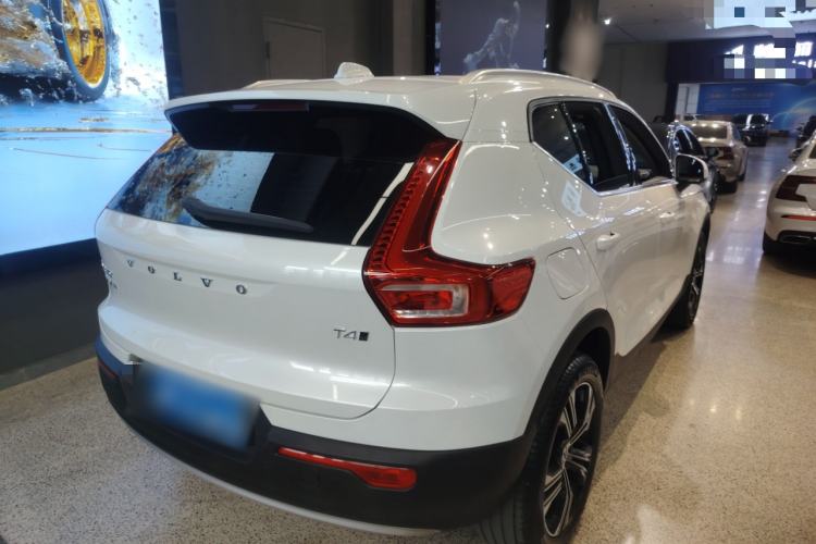 Used Volvo XC40 2022 T4 Four-Wheel Drive Smart & Luxurious Edition