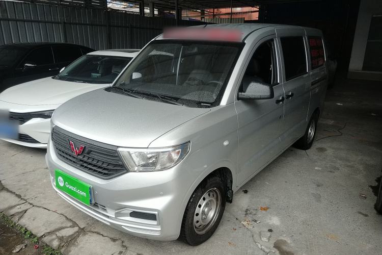 Used Wuling Hongguang V 2022 1.5L Jingqu Edition Electric-Assist LAR
