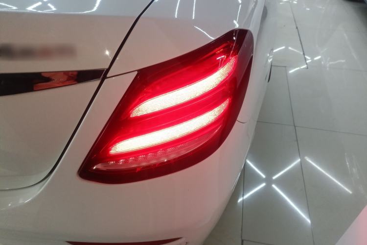 Used Mercedes-Benz E-Class 2017 Facelift E 200 Sport 4MATIC
