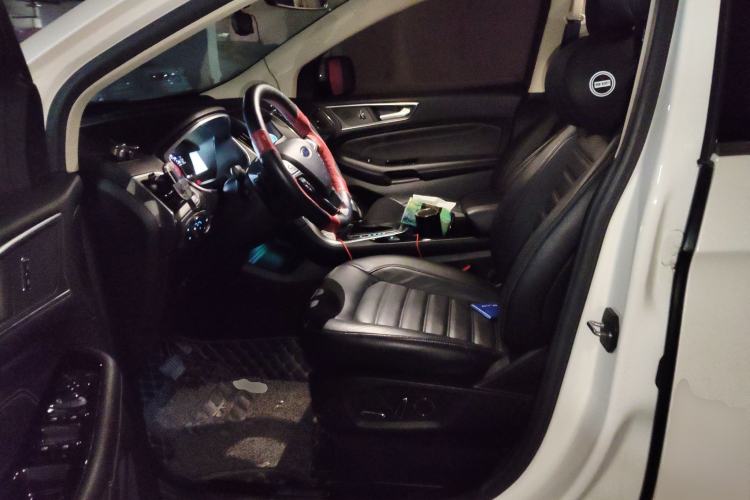 Used Ford Edge 2016 EcoBoost 245 Two-Wheel-Drive Titanium 7-Seater