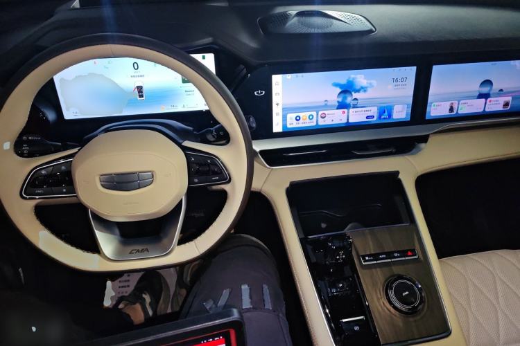 Used Geely Auto Monjaro L 2025 Dongfang Yao 2.0TD Automatic Lanxing Edition
