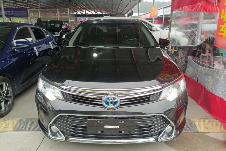 Used Toyota Camry 2016 Dual-Engine 2.5 HG 10th Anniversary Deluxe Navigation Edition
