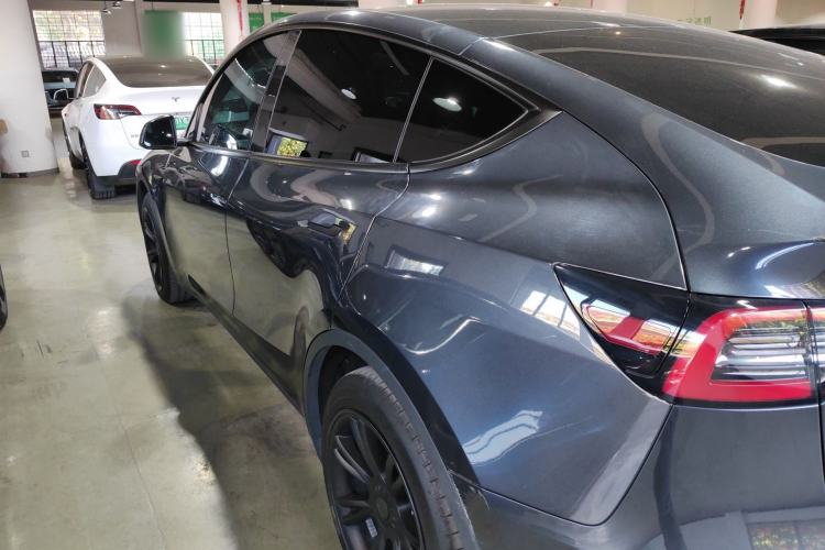 Used Tesla Model Y 2024 Rear-Wheel-Drive Version
