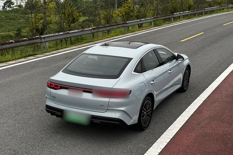 Used BYD Qin L 2024 DM-i 120KM Excellence Model
