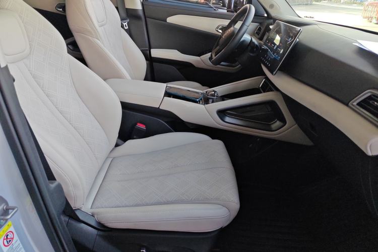 Used BYD Yuan UP 2024 401KM Leading Edition
