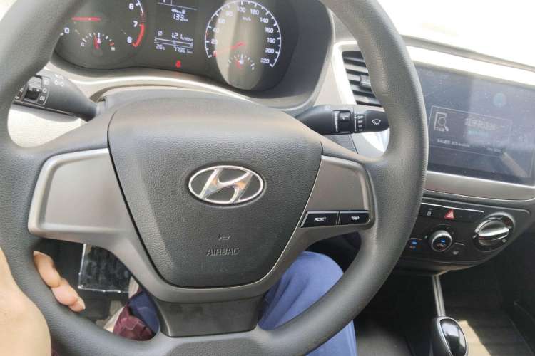 Used Hyundai Verna 2016 1.4L Automatic Cool Edition GLS
