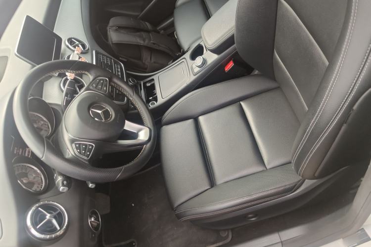 Used Mercedes-Benz CLA 2015 CLA 200
