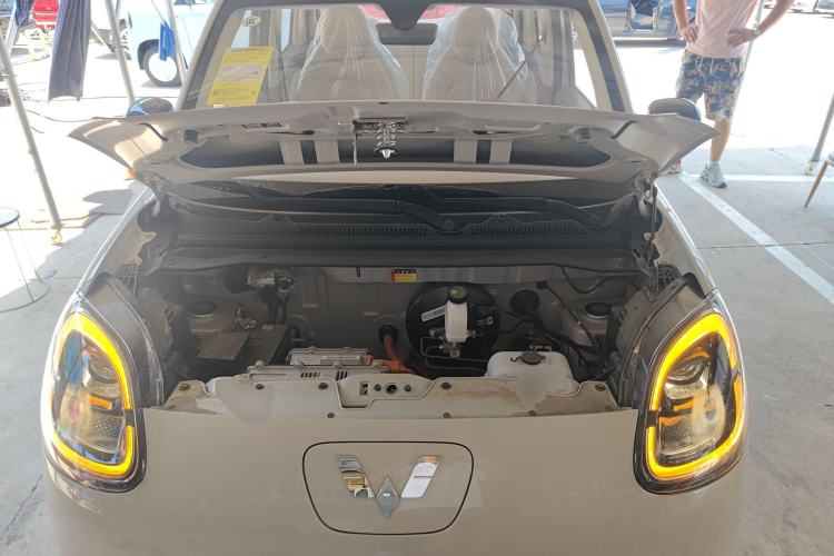 Used Wuling Hongguang MINIEV 2025 Four-Door Version Advanced Edition
