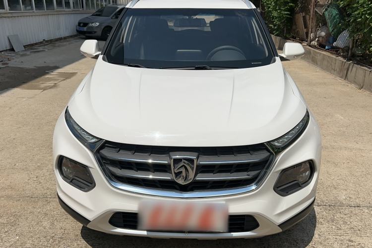 Used Baojun 510 2017 1.5L Automatic Fashion Model
