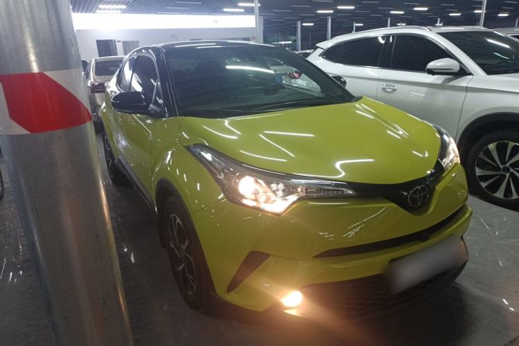 Used Toyota C-HR 2018 2.0L Leading Edition China V-standard
