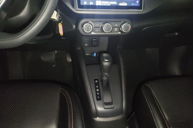 Used Nissan Kicks 2020 1.5L XL CVT Cool Enjoyment Edition
