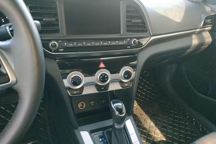 Used Hyundai Elantra 2019 1.5L CVT ZhiXuan – Elite Version