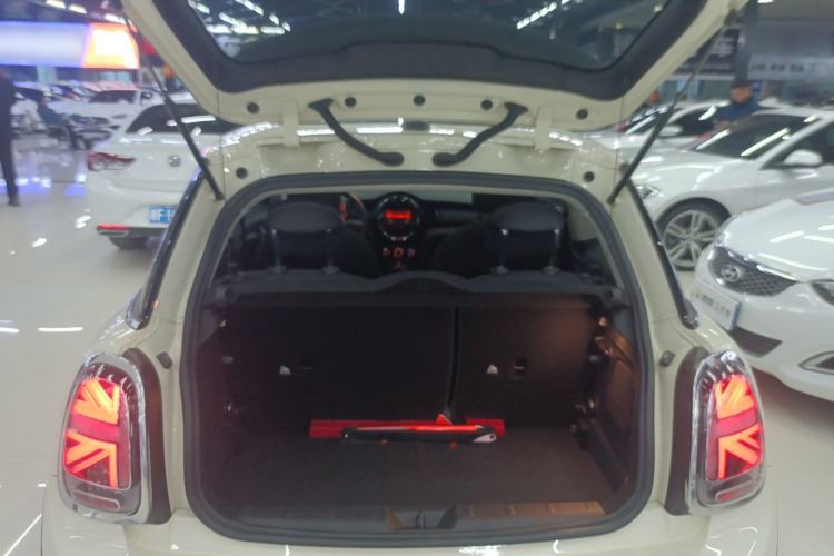 Used  MINI 2016 1.2T ONE Pioneer Edition
