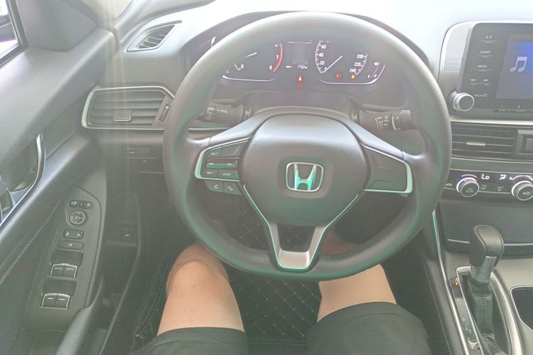 Used Honda Accord 2018 230TURBO Comfort Version National V
