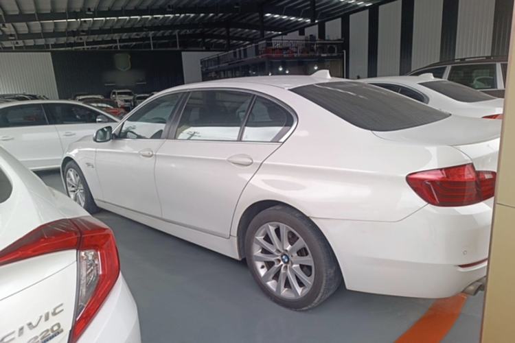 Used BMW 5 Series 2014 530Li Leading Model

