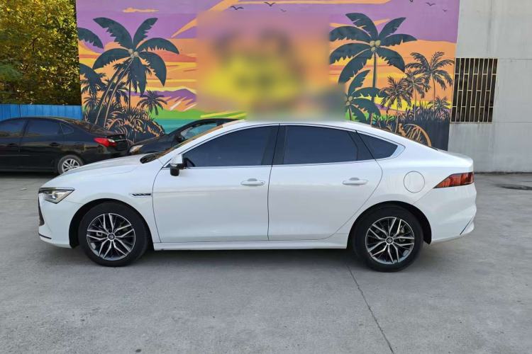 Used BYD Qin PLUS 2021 DM-i 55KM Flagship Model
