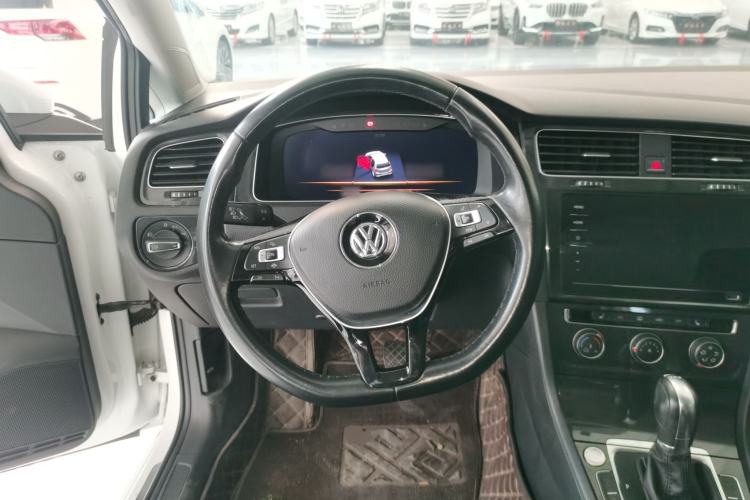 Used Volkswagen Golf 2020 280TSI DSG Luxury Edition
