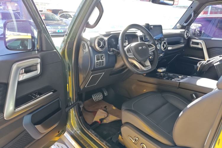 Used  BJ40 2020 2.0T Automatic Four-Wheel Drive Tribute Edition 2020 Xieke Version
