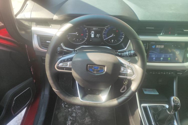 Used Geely Auto Vision X3 2019 Upgraded Model 1.5L Manual Luxury Version