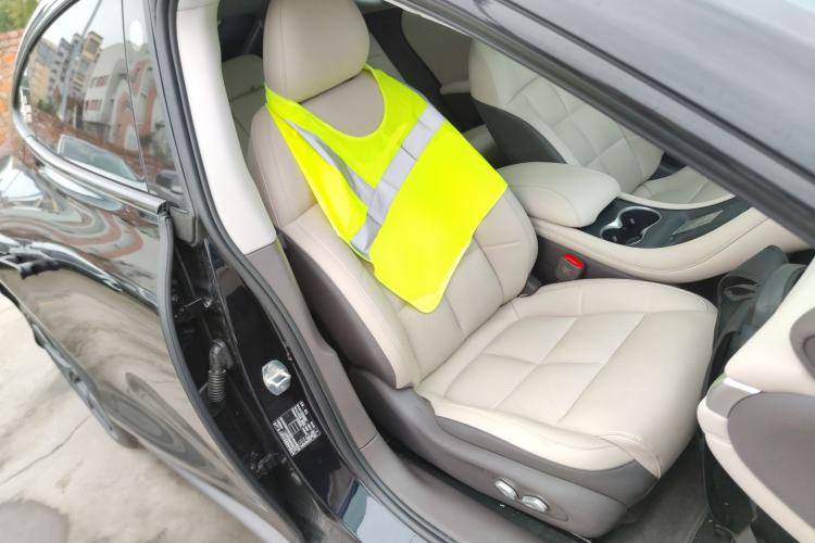 Used  L6 2024 Max Long-Range Version
