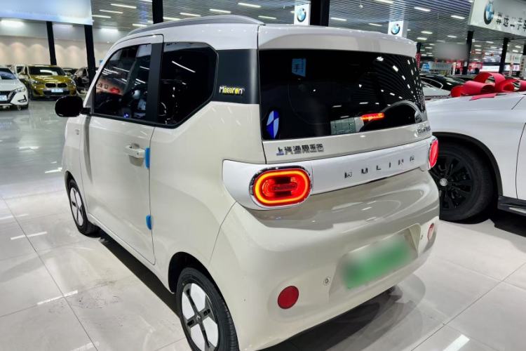 Used Wuling Hongguang MINIEV 2024 3rd Generation 215km Advanced Version
