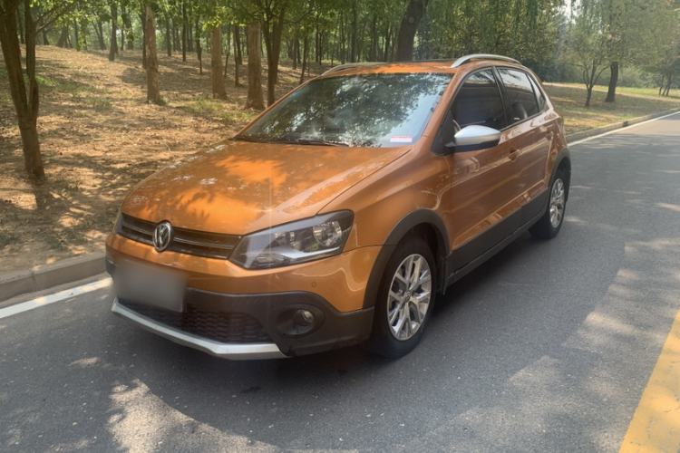 Used Volkswagen Polo 2014 1.6L Cross Polo Automatic
