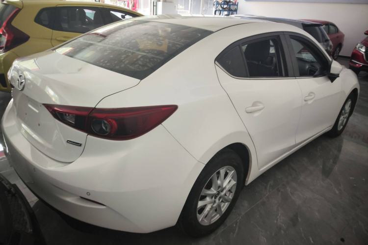 Used Mazda Mazda 3 Axela 2017 Sedan 1.5L Automatic Luxury Model Emission Standard China V
