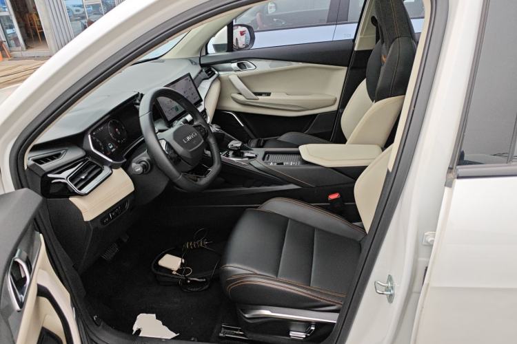 Used Lynk & Co 06 EM-P 2023 1.5T Remix PHEV Pro
