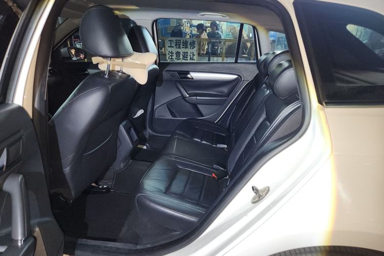 Used Volkswagen Gran Lavida 2013 1.6L Automatic Comfort Model