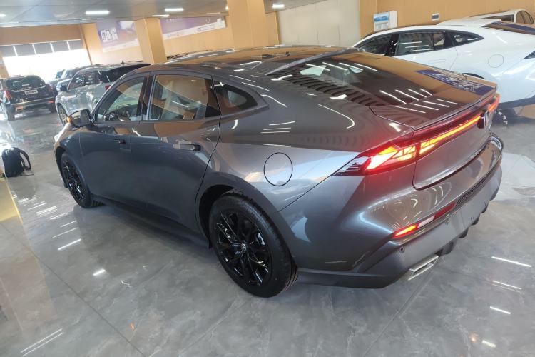 Used Changan UNI-V 2024 1.5T Prestige Edition
