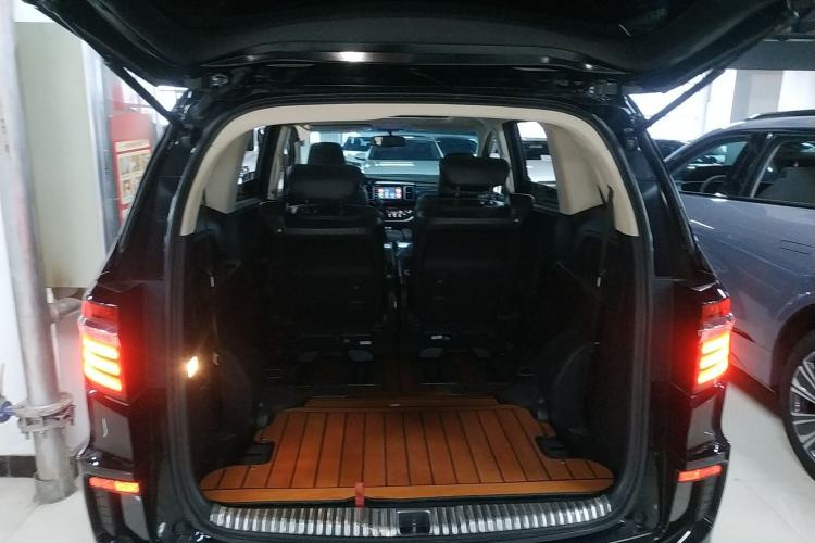 Used Honda Elysion 2016 2.4L Luxury Edition
