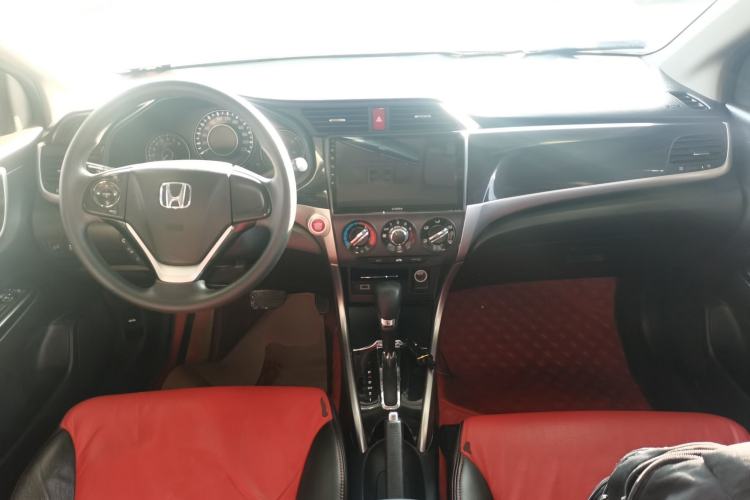 Used Honda Crider 2015 1.8L Automatic Luxury Edition
