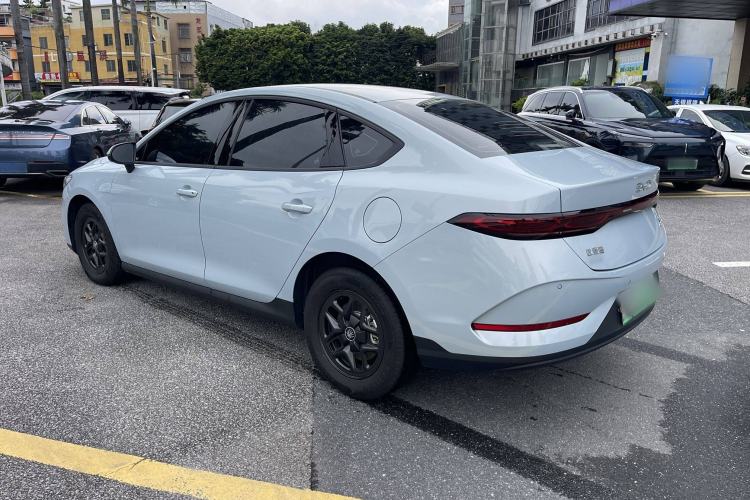 Used BYD Qin PLUS 2025 DM-i Smart Drive 55KM Leading Model

