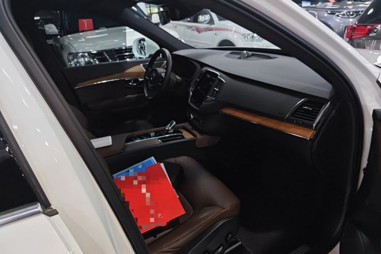 Used Volvo XC90 2021 B5 SmartDrive Luxury Edition 5-seater
