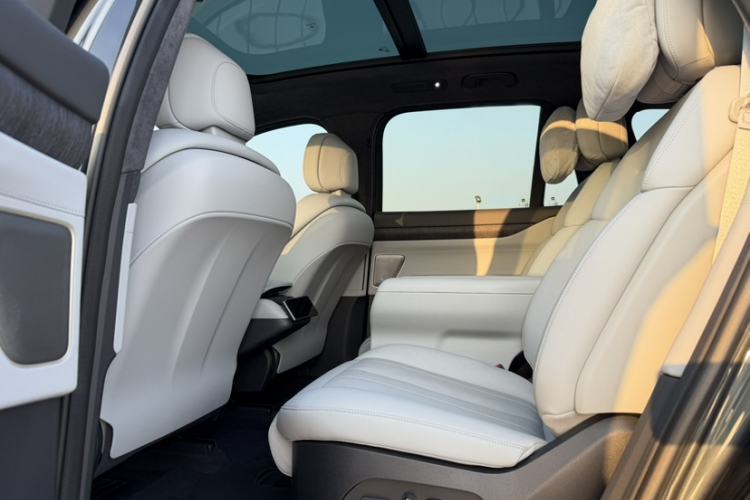 Used Nio ES8 2024 75 kWh