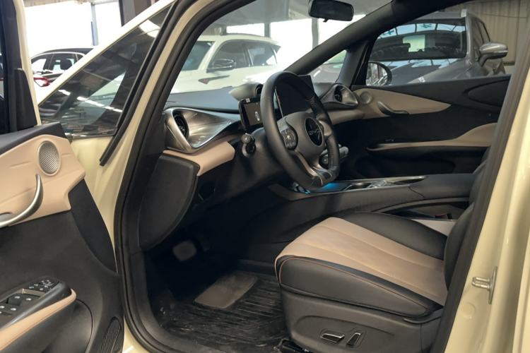 Used BYD Dolphin 2023 420 km Free Version
