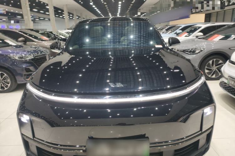 Used Li Auto L8 2023 Pro Model
