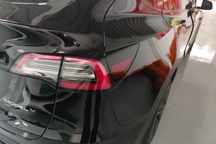 Used Tesla Model Y 2024 Long-Range All-Wheel-Drive Version
