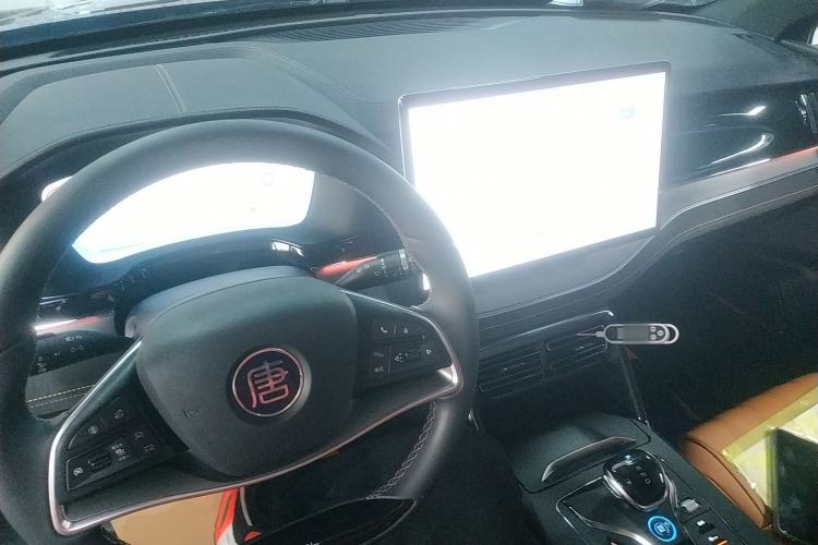 Used BYD Tang New Energy 2023 DM-i Champion Edition 112KM Prestige Model
